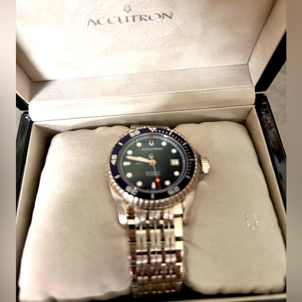 Bulova Accutron Men's kinetic watch